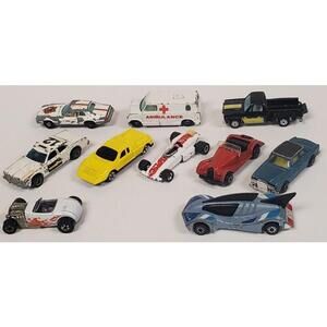 Lot of 10 Vintage Hot Wheels Diecast Cars Trucks Ambulance Race Car HK Fair-Good